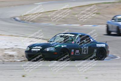 media/May-01-2022-CalClub SCCA (Sun) [[03a481c204]]/Group 5/Race (Offramp)/